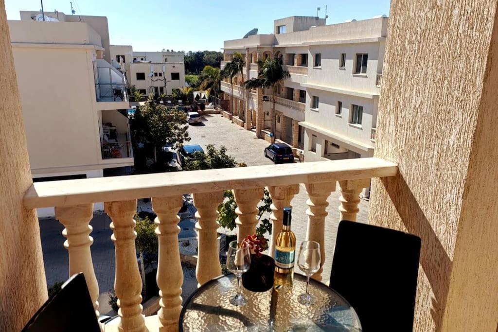 Teo Apartment 파포스 외부 사진